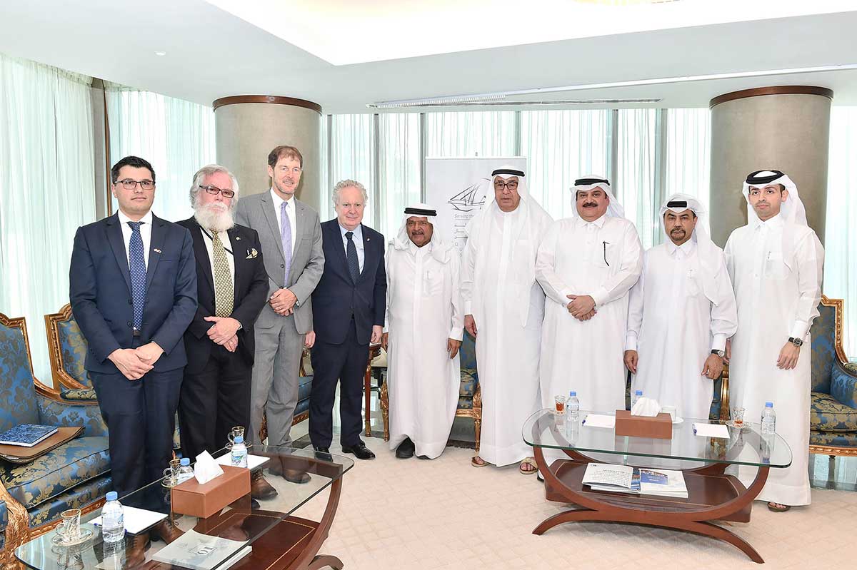  اجتماع رابطة رجال الاعمال القطريين مع سعادة السيد جون شاريست، نائب رئيس وزراء كندا سابقا